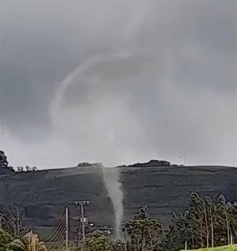 Teve Tornado Em Santa Catarina - Vídeo: Mais um tornado em Santa Catarina? Meteorologista explica ...