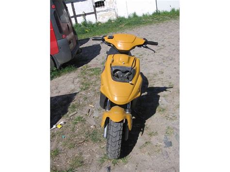 PGO hot 50 1998 den kører godt den bliver sna