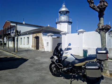 Faro de San Antón Llanes Retos en Moto