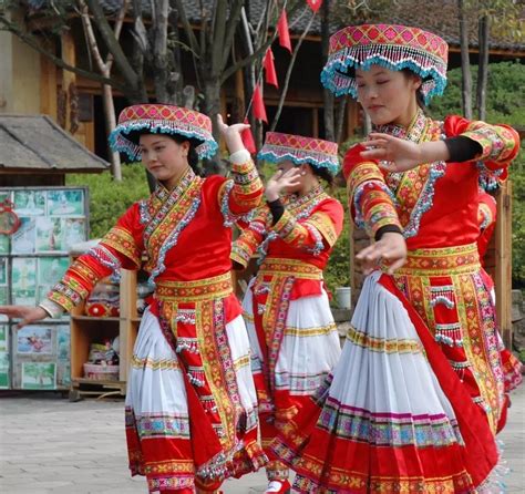 HMONG THRILLS Traditional Outfits Hmong People Festival Captain Hat