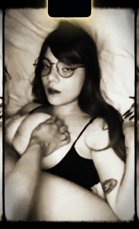 Nerdy Gal Big Tits Tittyfuck