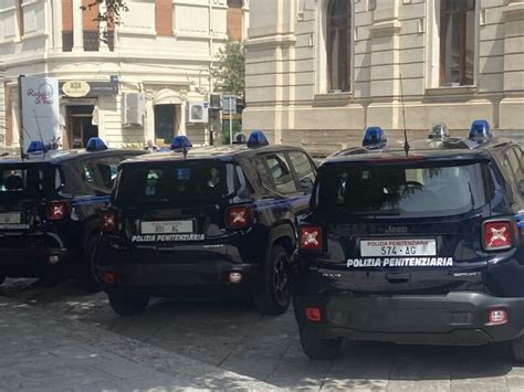 Reggio Calabria Agente Della Polizia Penitenziaria Aggredito Da