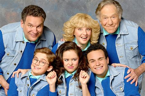 The Goldbergs Set Tour Reveals Fire Damage Embarrassing Cast Photos