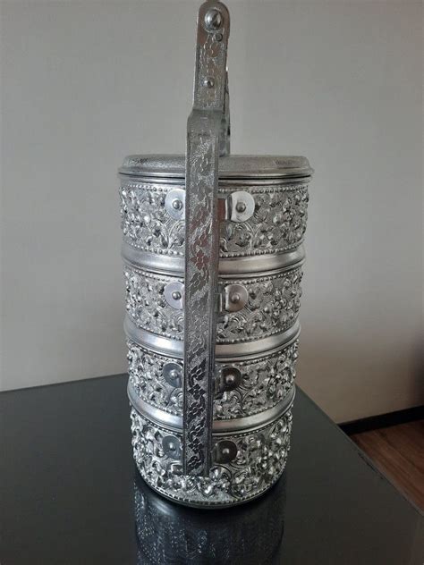 Traditional Thai tiffin, Furniture & Home Living, Kitchenware