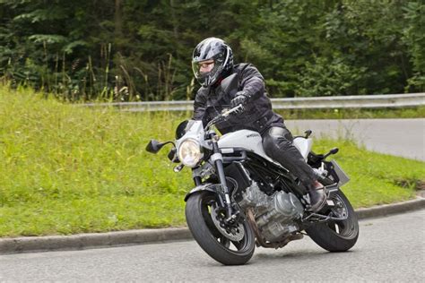 Fahrbericht Hyosung GT 650i Naked Eine Frage Des Preises Magazin
