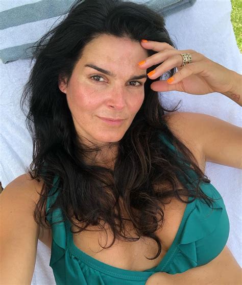 Angie Harmon Tits Bikini Drunkenstepfather