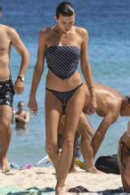 Georgia Fowler Kiwi Model Hits Bondi Beach In A Navy Striped Bikini Aznude