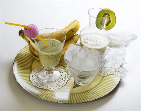 Batido De Leche Avena Pl Tano Y Kiwi Saludable La Cocina De Frabisa