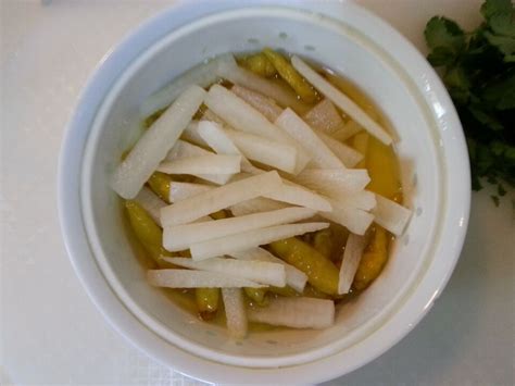 泡椒萝卜怎么做泡椒萝卜的做法杜鹃花美食豆果美食