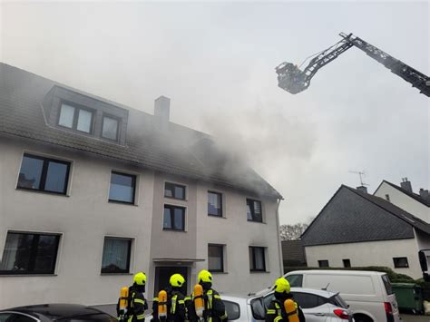 Zimmerbrand Im Mehrfamilienhaus Einsatzbericht Oberhausen