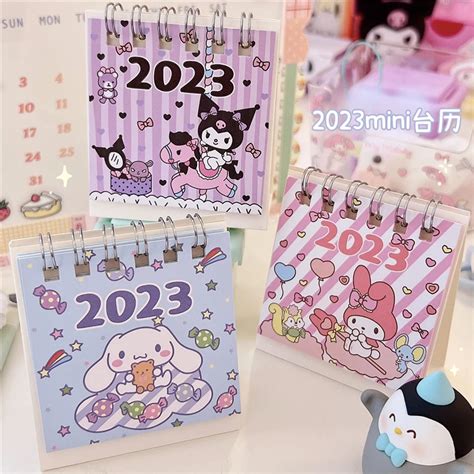 Sanrioed Mini Calendario de escritorio Kawaii 2023 pequeño para