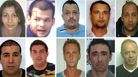 La Guardia Civil Publica Las Fotografías De Los Diez Fugitivos