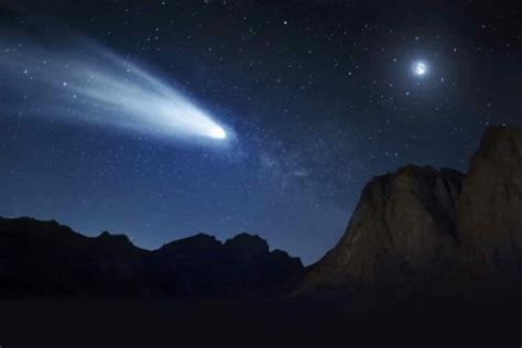 La Cometa Del Secolo Sta Passando Sopra Di Noi Quando L Allineamento