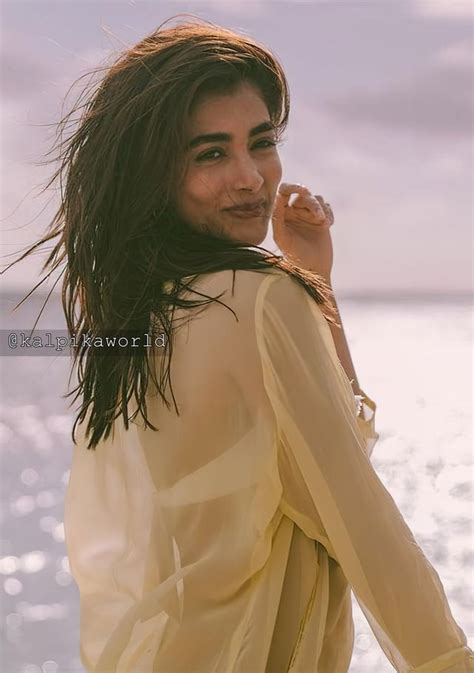 Pooja Hegde Teasing In Bikini R Kalpikaworld