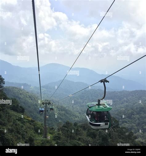 Cable car to Genting Highlands Stock Photo - Alamy