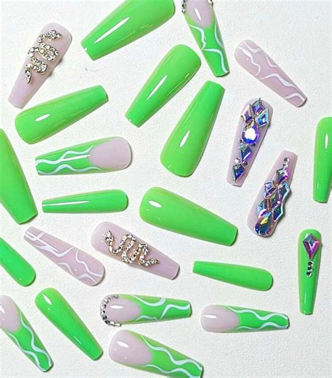 Slime Press On Nails Baddies Haven