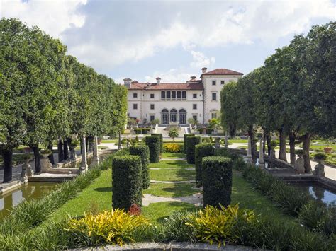 Vizacaya Museum & Gardens: Tips for Visiting Vizcaya in Miami