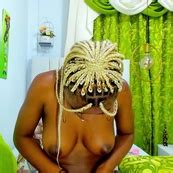 Malu Horny ShesFreaky