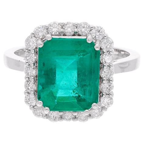 Customizable Zambian Emerald Gemstone Cocktail Ring Diamond 18 Karat White Gold Fine Jewelry For