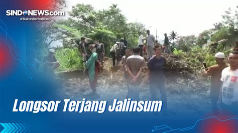 Longsor Terjang Jalinsum Arus Lalin Sibolga Padangsidimpuan Macet