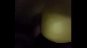 une fille noire de 18 ans baisée en levrette par une grosse bite XVIDEOS