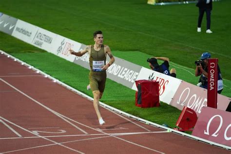 Ingebrigtsen Triumphs Over Hocker In Lausanne 1500m Redeeming Olympic