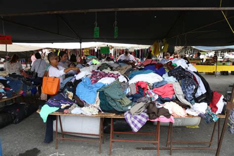 Ropa De Tianguis Lo Que Puedes Adquirir Con Tan Solo 100