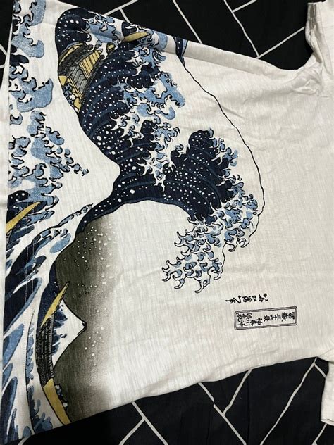 Hokusai Blue Kanagawa Wave Uniqlo Ut Men S Fashion Tops Sets