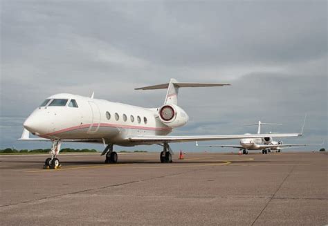 Gulfstream G450 - Price, Specs, Photo Gallery, History - Aero Corner