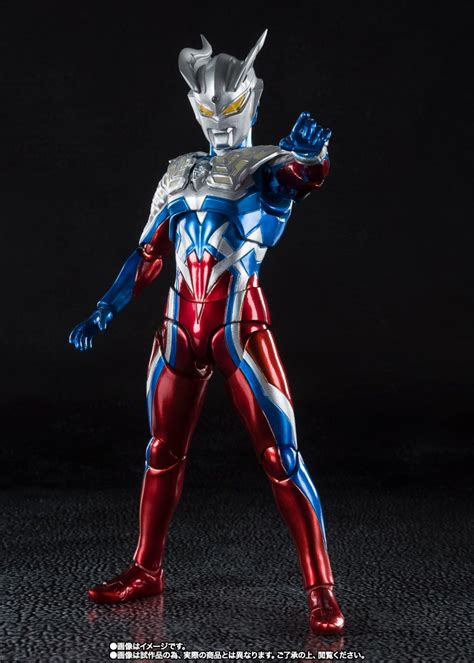 Pin By Andrewwww Chan On Toys Posing Action Figures Hot Toys Bandai