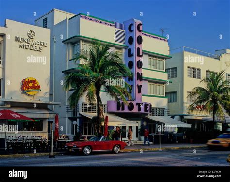 Miami Art Deco Architectural style Stock Photo - Alamy