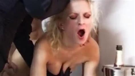 WHITE PONY Porn Videos