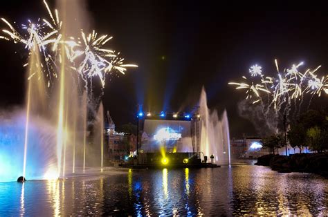 VIDEO: Universal Orlando's Cinematic Spectacular-100 Years of Movie ...