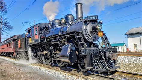 Strasburg Railroad Canadian National 89s First Runs Of The Year Youtube