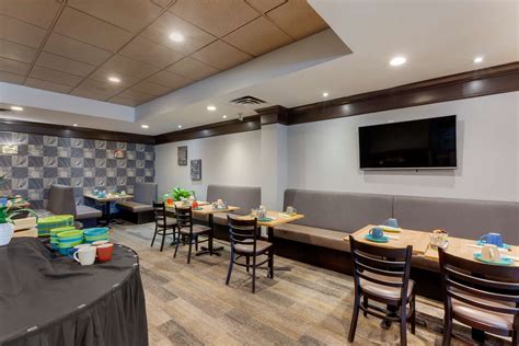 Best Western Plus Toronto Airport Hotel, 5825 Dixie Rd, Mississauga, ON