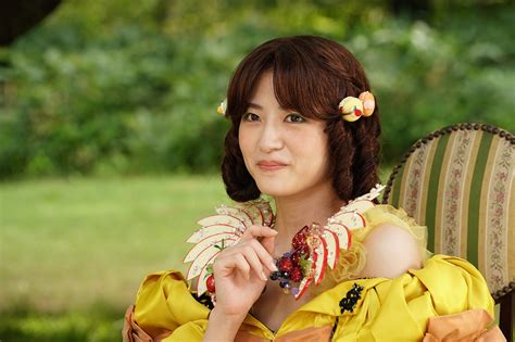 画像7 10 橋本環奈新木優子岩田剛典豪華絢爛ドレス姿赤ずきん旅の途中で死体と出会う場面写真10点一挙解禁 モデルプレス