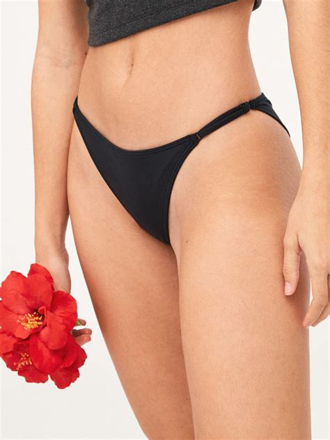 Womens Beach Classics Skimpy Bikini Bottoms Roxy