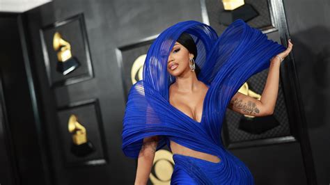 Cardi B Ditched Her Mullet for a Sleek Pony at the Grammys | Glamour