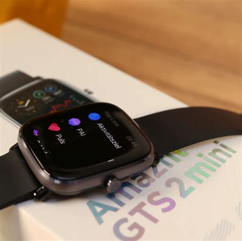 ساعت هوشمند امیزفیت مدل GTS 2 Mini | اچ پی کالا