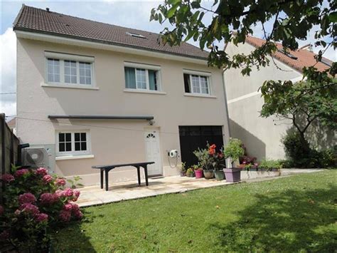 Achat maison Roissy en Brie 9 pièce s 184 m² 473 684 Laforêt