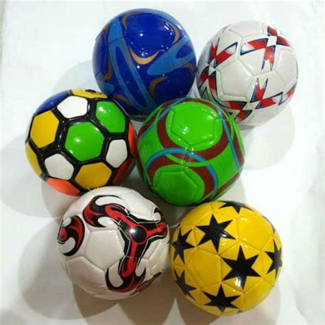 Jual Bola Mainan Anak Anak / Bola Sepak Jahit ukuran 2 Indonesia|Shopee ...