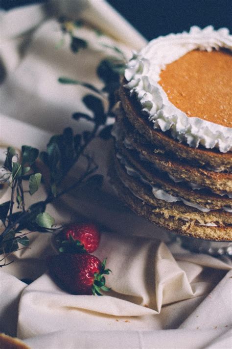 Tarta fácil Naked Cake La chimenea de las hadas