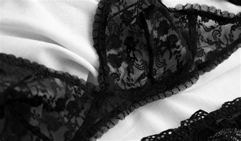 La lingerie sexy pour femme expliquée par Douce et Féline