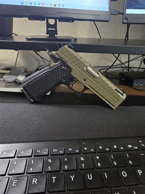 New Apollo 11 Compact in FDE : r/LiveFreeArmory