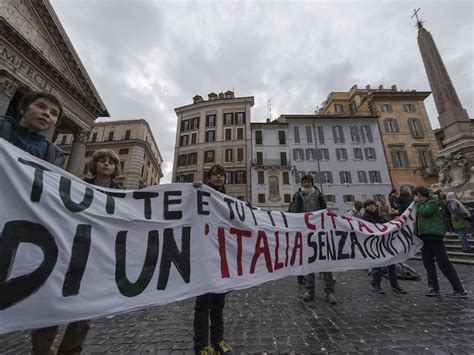 Ius Scholae La Propaganda E I Rinvii Che Minacciano La Riforma