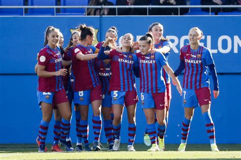 Présentation du FCB Femení pour la Journée internationale des droits