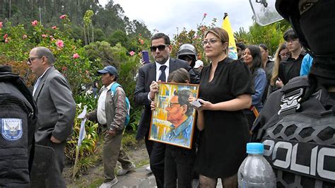 Familia De Fernando Villavicencio Denunciar Al Presidente De Ecuador