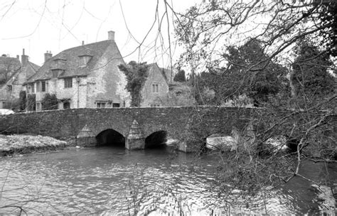 River Avon Easton Grey Wiltshire 2015 © Ray Bird Cc By Sa20