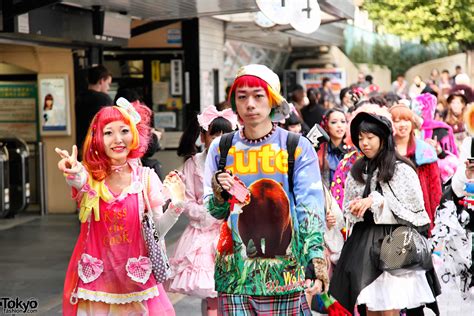 Harajuku Fashion Walk 7 Pictures Of Colorful Japanese Street Fashion