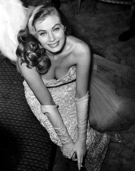 Foto Anita Ekberg La Fuente De La Sensualidad Anita Ekberg La Fuente De La Sensualidad